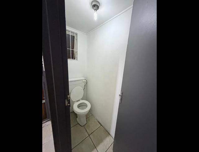 BUSINESS PROPERTY TO RENT IN DALVIEW